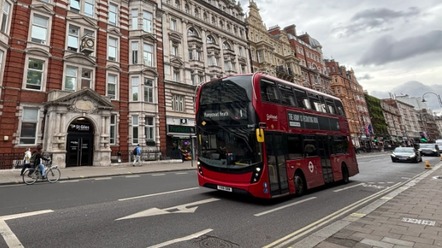 ロンドンのバス